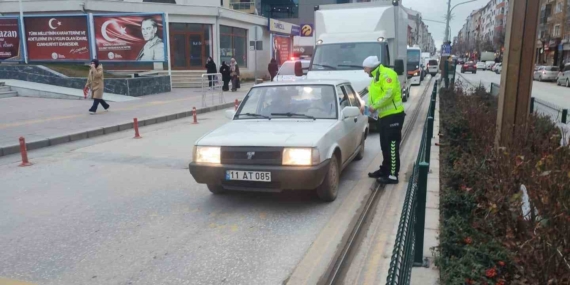 Bozüyük’te yaya geçidi uygulaması