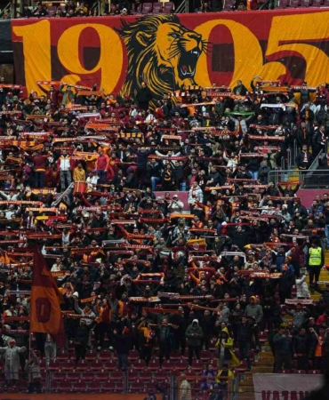 Trendyol Süper Lig: Galatasaray: 1 - Kayserispor: 0 (Maç devam ediyor)