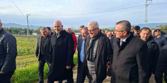 Süleyman Soylu, başdanışmanı Harun Akın’ın ağabeyinin cenazesine katıldı