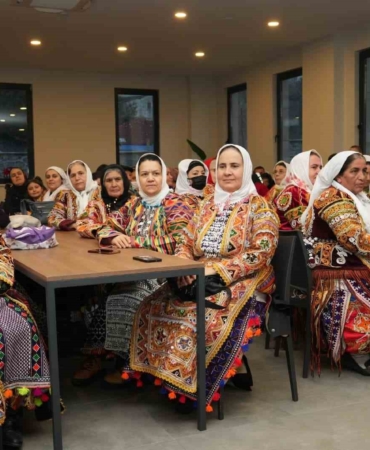 Bakan Ersoy: "Bu millet can cana, gönül gönüle verdikçe geleceğimiz güçlü ve aydınlık olacaktır"