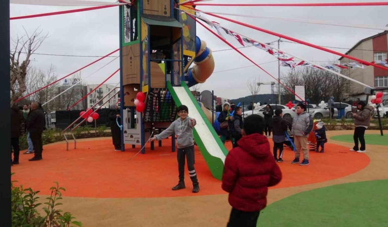 Tuzla’da Muhammet Tekin Ağırman Parkı hizmete açıldı