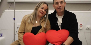 Sevgililer Günü’nde hayat veren bağ: Bağışladığı karaciğeriyle sevdiğine umut oldu