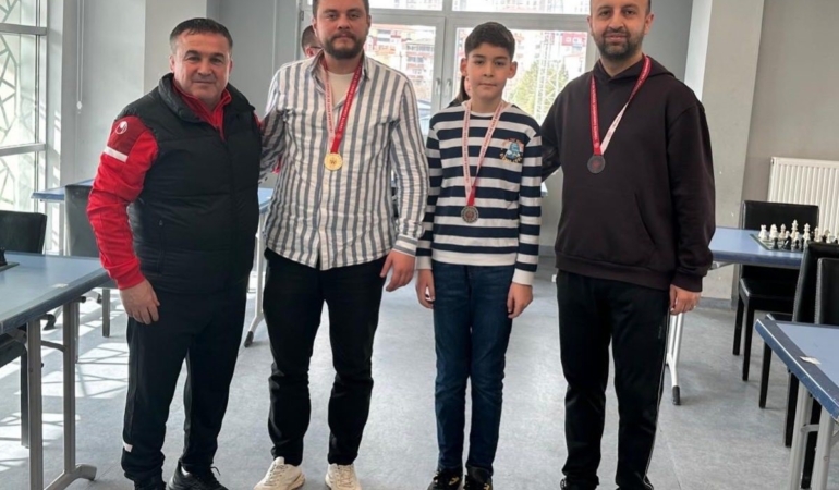 Bilecik’te Yıldırım Satranç İl Birinciliği tamamlandı