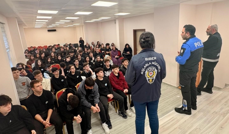 Bilecik’te lise öğrencilerine zorbalık ve güvenlik bilgilendirmesi