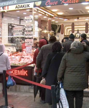 Bursa’da Ramazan öncesi çarşı ve pazarlar yoğunlaştı