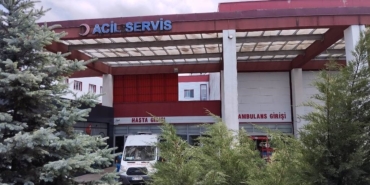 Silahını temizlerken kendini vuran polis, hastanede hayatını kaybetti