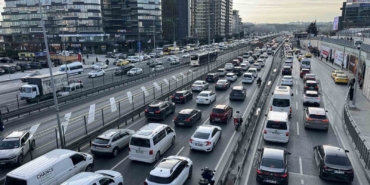 İstanbul’da iftar öncesi trafik yoğunluğu yüzde 81’e çıktı