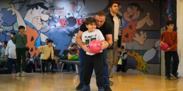 Baba oğul bowling turnuvası renkli anlara sahne oldu