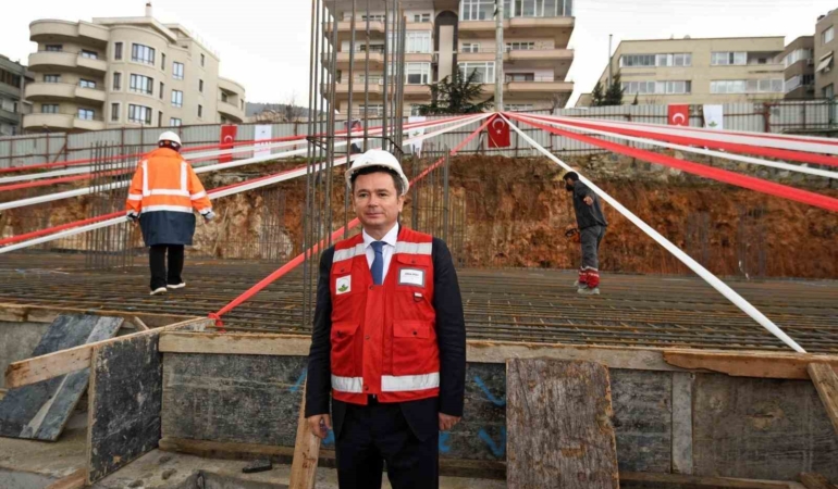 Başkan Aydın’dan Osmangazi’ye çifte hizmet