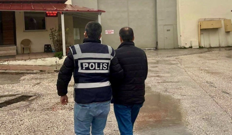 Bilecik’te 3 yılın üzerinde hapis cezası bulunan kaçak 3 şahıs yakalandı