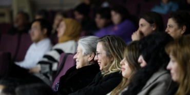 "Git Başımdan" oyunu sanatseverlerle buluştu