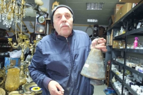 Burhaniye’de 209 yıllık deve çanı görücüye çıktı