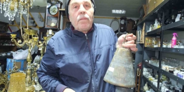 Burhaniye’de 209 yıllık deve çanı görücüye çıktı