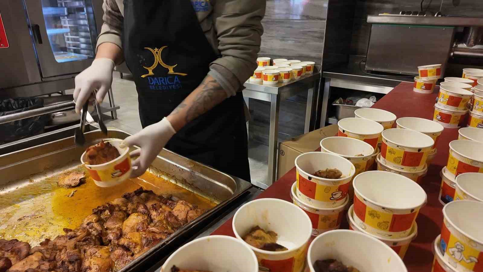 Darıca Belediyesi ramazan boyunca ihtiyaç sahiplerine sıcak yemek ulaştıracak
