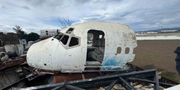 Bursa’da hurdacıdaki Boeing 747 uçak görenleri şaşkına çeviriyor