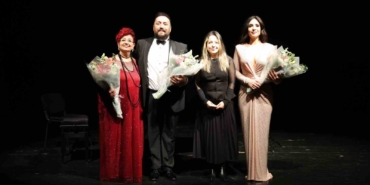 Nilüfer’de müzik dolu bir ’Sevgililer Günü’ akşamı