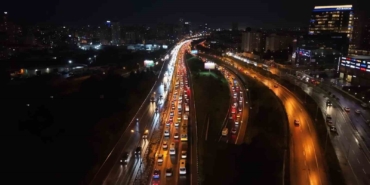 İstanbul Anadolu Yakası’nda trafik yoğunluğu yüzde 90’a ulaştı