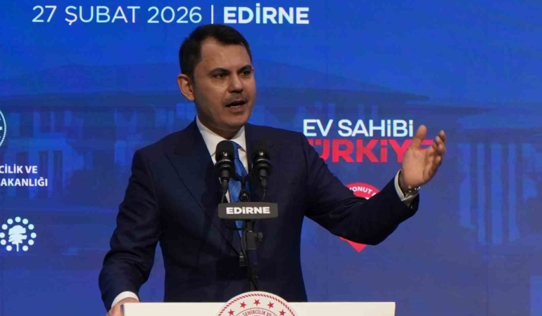 Bakan Kurum: "11 ilimizde eş zamanlı çalışarak bir Avrupa ülkesi büyüklüğündeki alanı yeniden inşa ettik"