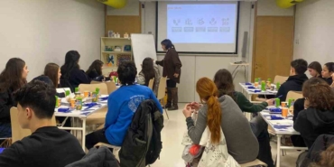 Lise öğrencilerine özel "İş’te Ekonomi" atölyeleri başladı