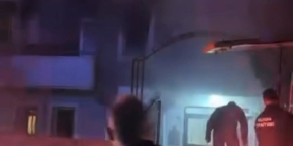 Bursa’da apartman dairesi alev alev yandı