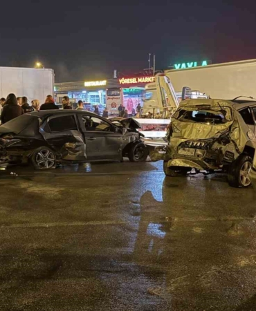 Otoyoldaki feci kazada tır sürücüsü yaşananları anlattı: "Gelen vurdu, giden vurdu"