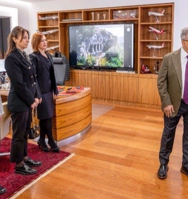 THY İcra Komitesi Başkanı Bolat, yeni seçilen kabin memurları derneği yönetimini ağırladı