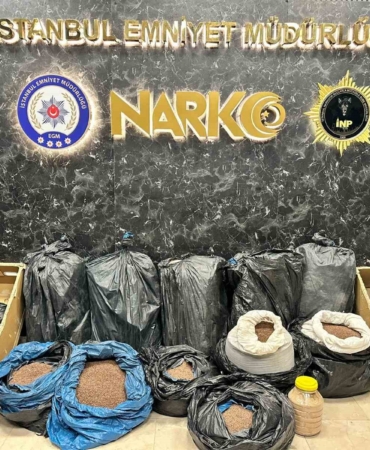 İstanbul’da kahveye emdirilmiş 374 kilo 600 gram uyuşturucu madde ele geçirildi
