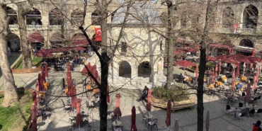 Koza Han’da masalar geri döndü, vatandaş yeniden tarihle buluştu