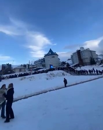 Uludağ’daki teleferik kuyruğu şaşırttı