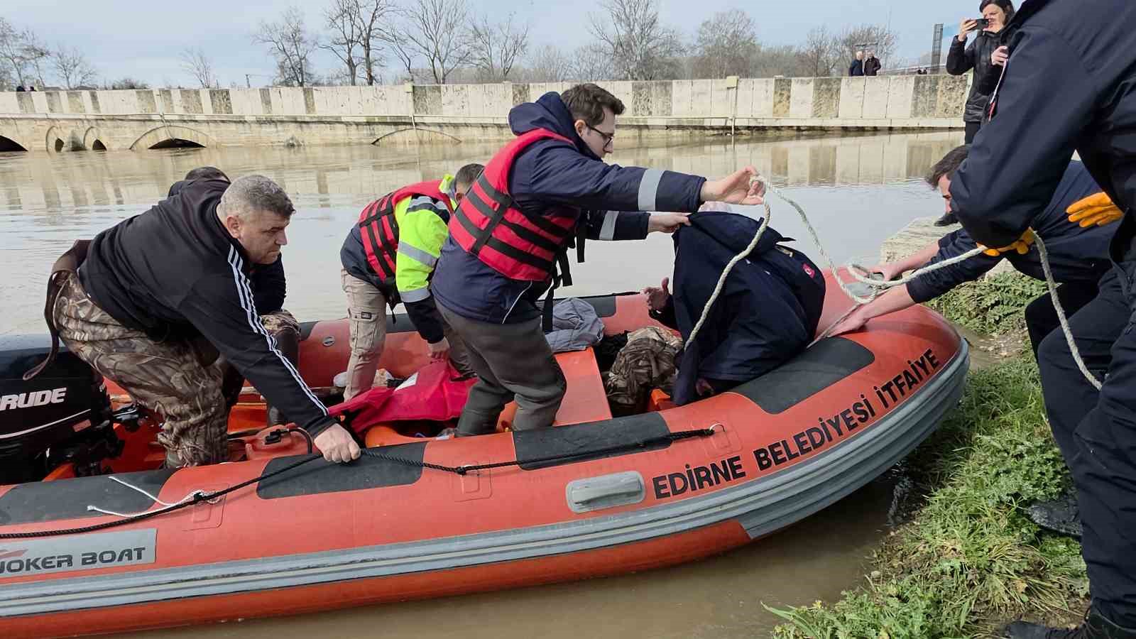 Eski Edirne Belediye Başkanı Hamdi Sedefçi botla bahçesinden tahliye edildi