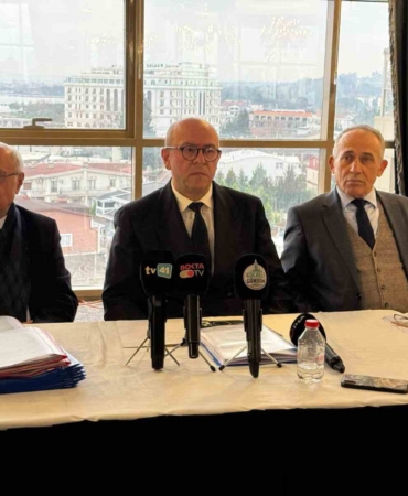 Lastik sektöründe 4 bin 500 işçiyi ilgilendiren toplu sözleşme görüşmeleri başladı