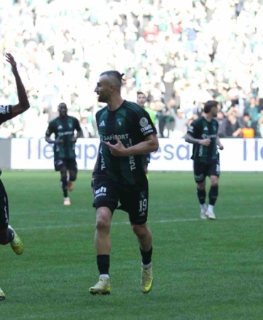 Trendyol Süper Lig: Kocaelispor: 3 - Gaziantep FK: 0 (Maç sonucu)
