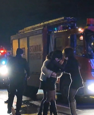 Avcılar’da kaza yerini karıştıran kadınlar kamerada