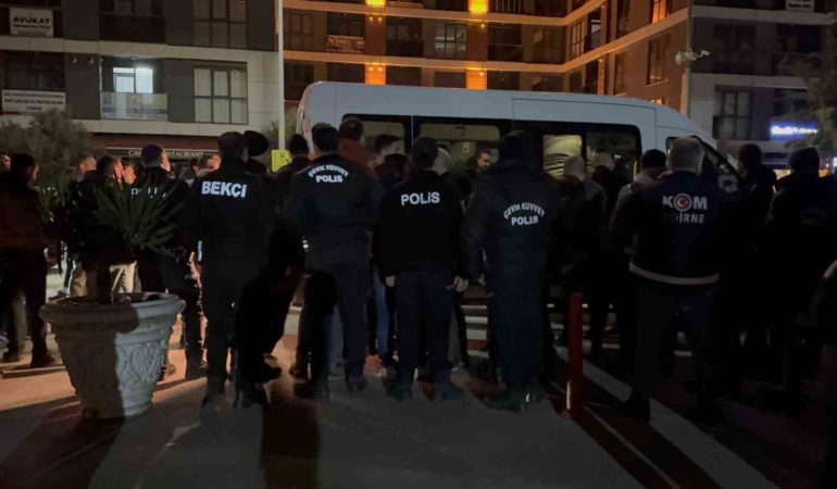 Edirne’de rüşvet operasyonunda 4 şüpheli tutuklandı