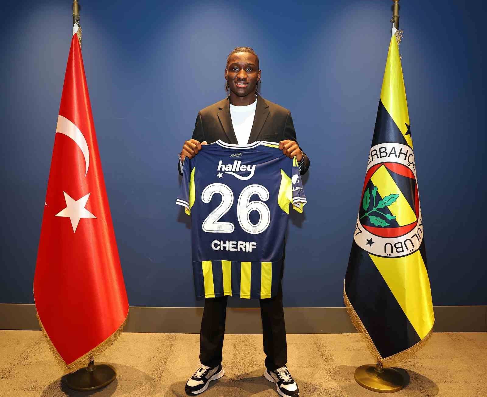 Sidiki Cherif, Fenerbahçe’nin 6. Fransız oyuncusu oldu