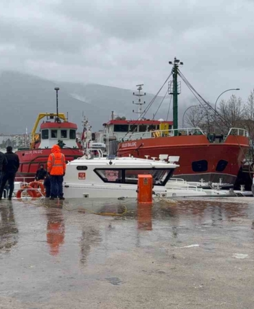 Gemlik Sahili’nde erkek cesedi bulundu