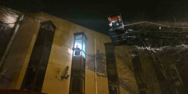 Kağıthane’de marangozhanede korkutan yangın: 11 kişi ve 1 yavru köpek kurtarıldı