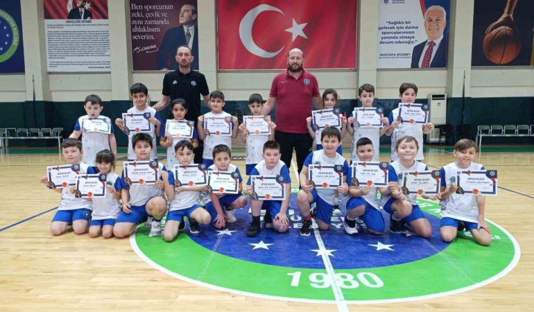 Kış Spor Okulları’nda eğlence ve spor bir arada