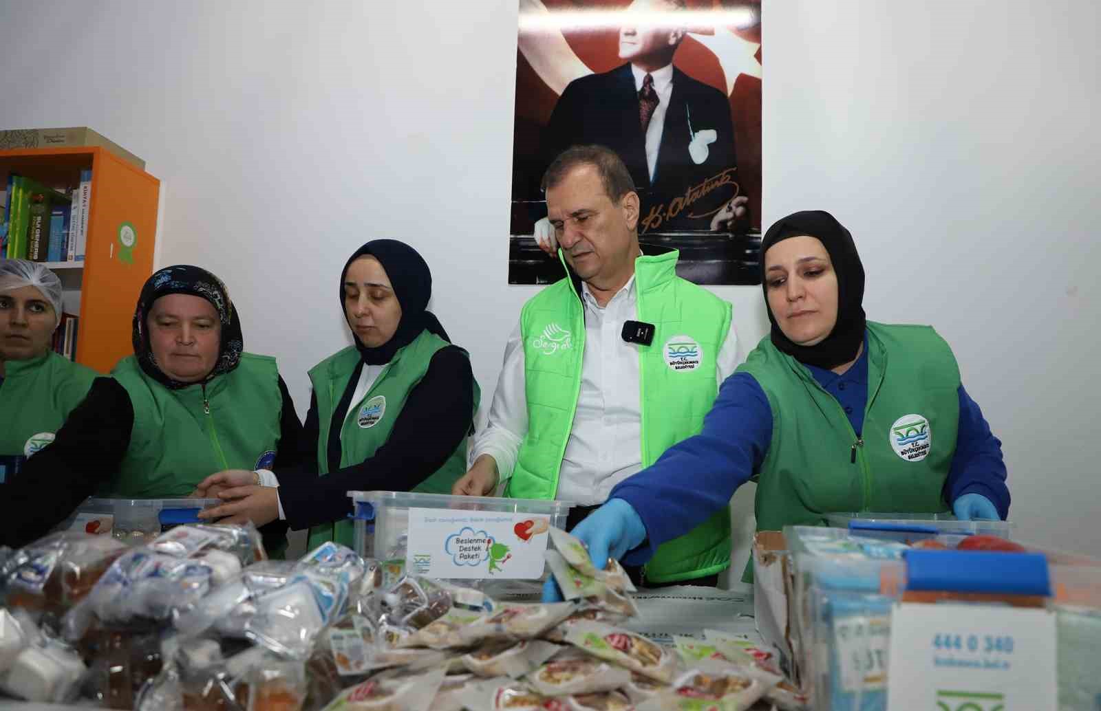 Büyükçekmece Belediyesi’nden öğrencilere beslenme desteği devam ediyor