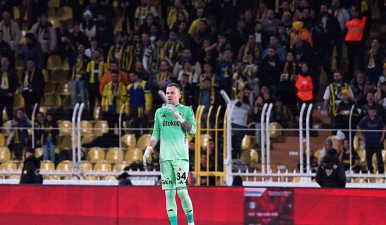 Mert Günok, 3905 gün sonra Kadıköy’de kaleyi korudu