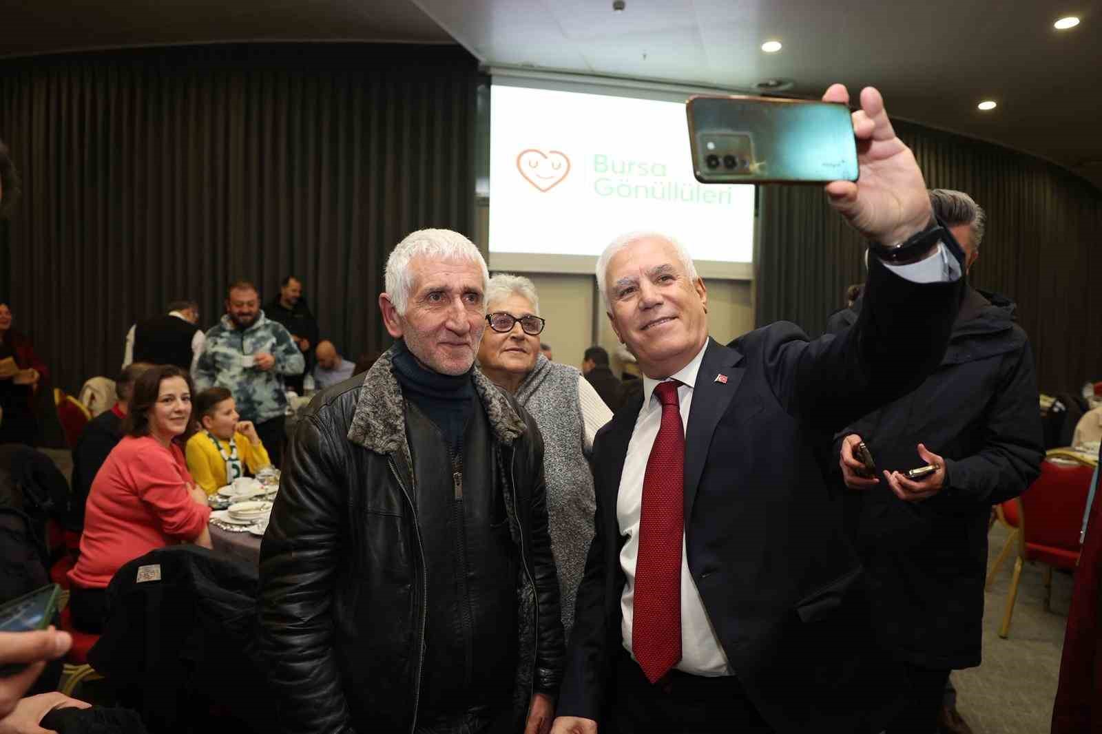 Başkan Bozbey, Bursa gönüllüleri ile buluştu