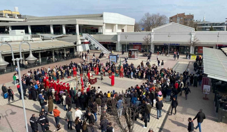 İnegöl AVM’de geleneksel Ramazan buluşmaları