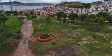 Ayvalık’ın tarihi yel değirmenleri gün yüzüne kavuşturuluyor