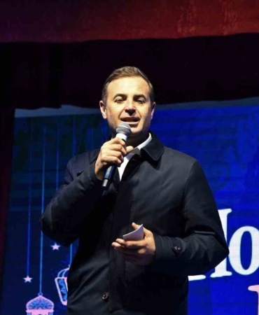 Başkan Ahmet Akın, Bigadiçlilerle iftar sofrasında buluştu