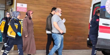 Mobilya ustası, 3 parmağını frezeye kaptırdı