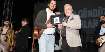 Nilüfer Genç Caz Evrencan Gündüz ile final yaptı