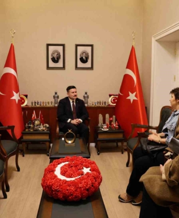 Gökçeada’da "Geleneksel Halk Günü" Buluşması: Kaymakam Osman Acar vatandaşları dinledi