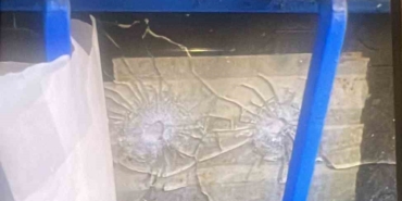 Esenyurt’ta haraç alamadığı dükkanı kurşunlayıp sahibini darp etti: O anlar kamerada