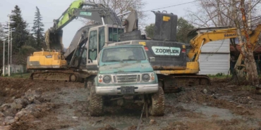Sakarya’da "fıkra gibi olay: Kurtarmaya gelen de battı