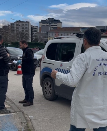 Bursa’da okul önünde kadın öğretmene silahlı saldırı düzenleyen eski nişanlısı tutuklandı